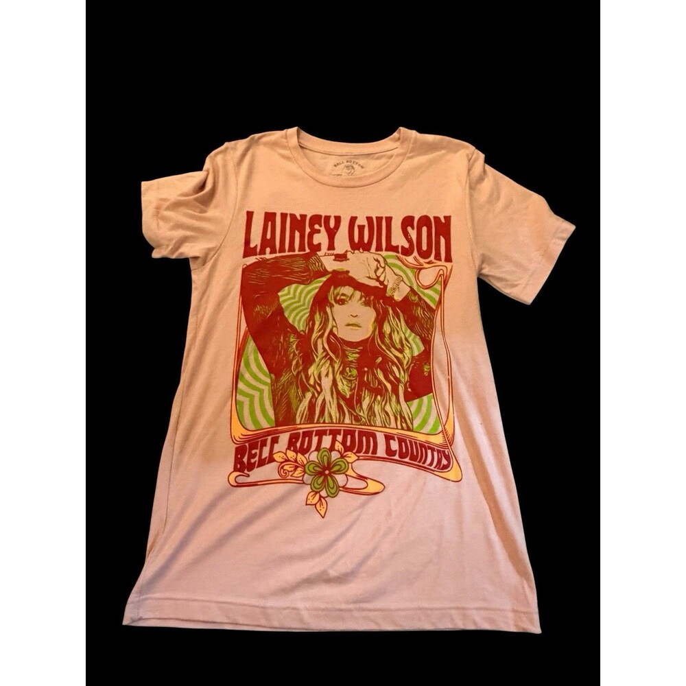 Lainey Wilson Bell Bottom Country Graphic T Shirt Relaxed Small Blush Pink